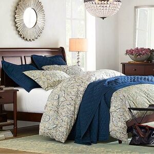 PotteryBarn Mackenna Duvet& velvet Shams